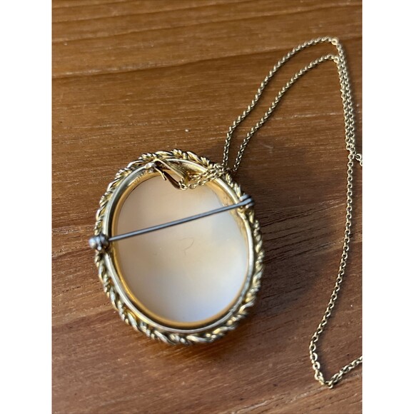 Antique MARBRO 12k GF Carved Shell Cameo Brooch Pendant twisted Rope Border 18”c - Picture 4 of 12